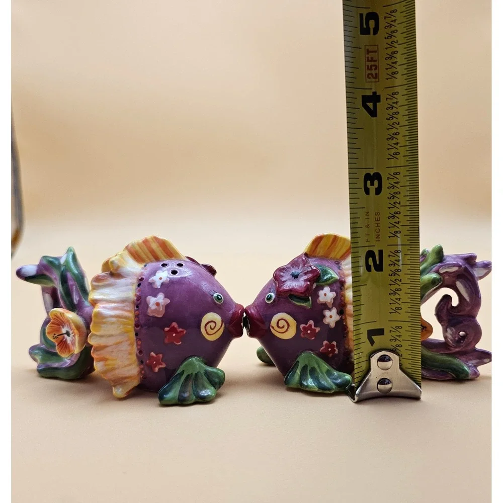 Cute Purple Fish Salt Pepper Shakers Ceramic Novelty Kitchen Decor Magnetic Lips